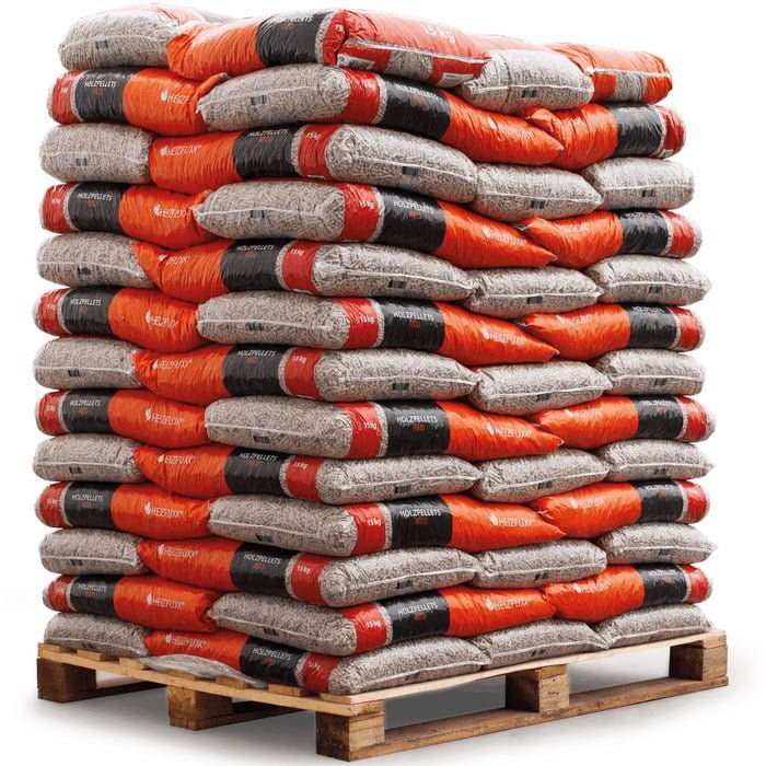HEIZFUXX-Holzpellets-Re-6mm-ENplusA1-65-x-15kg-Palette-3-1-1.jpeg Granulés HEIZFUXX rouge EN+ A1 – Palette 65 sacs x 15kg – Image 1