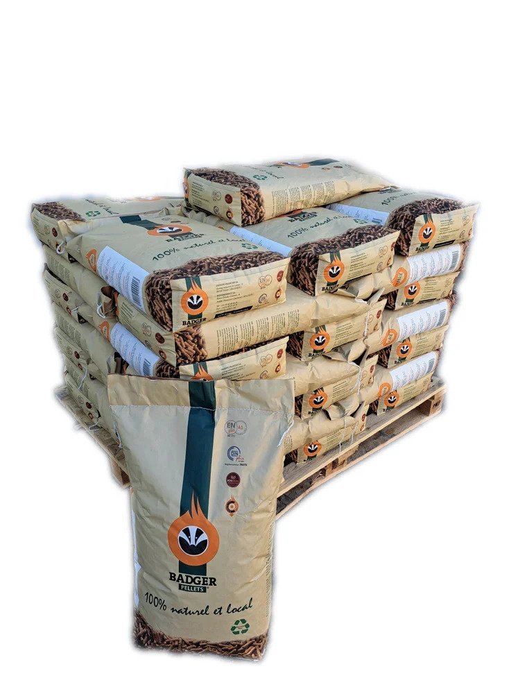 demipalette-Badger-1.jpg-_1_-1.jpg Granulés bois BADGER – 1/2 Palette de 36 sacs de 15 kg – Image 1
